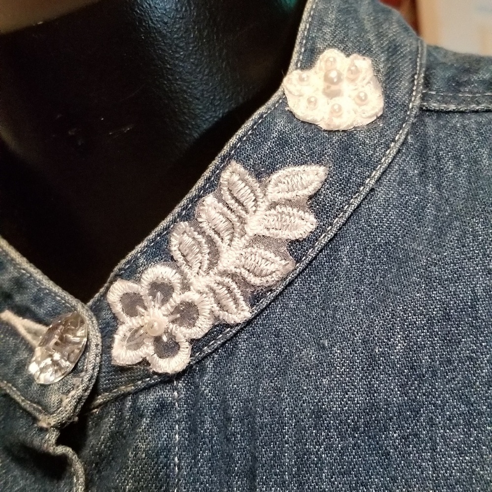Vest upscaled - Picture 2 of 7